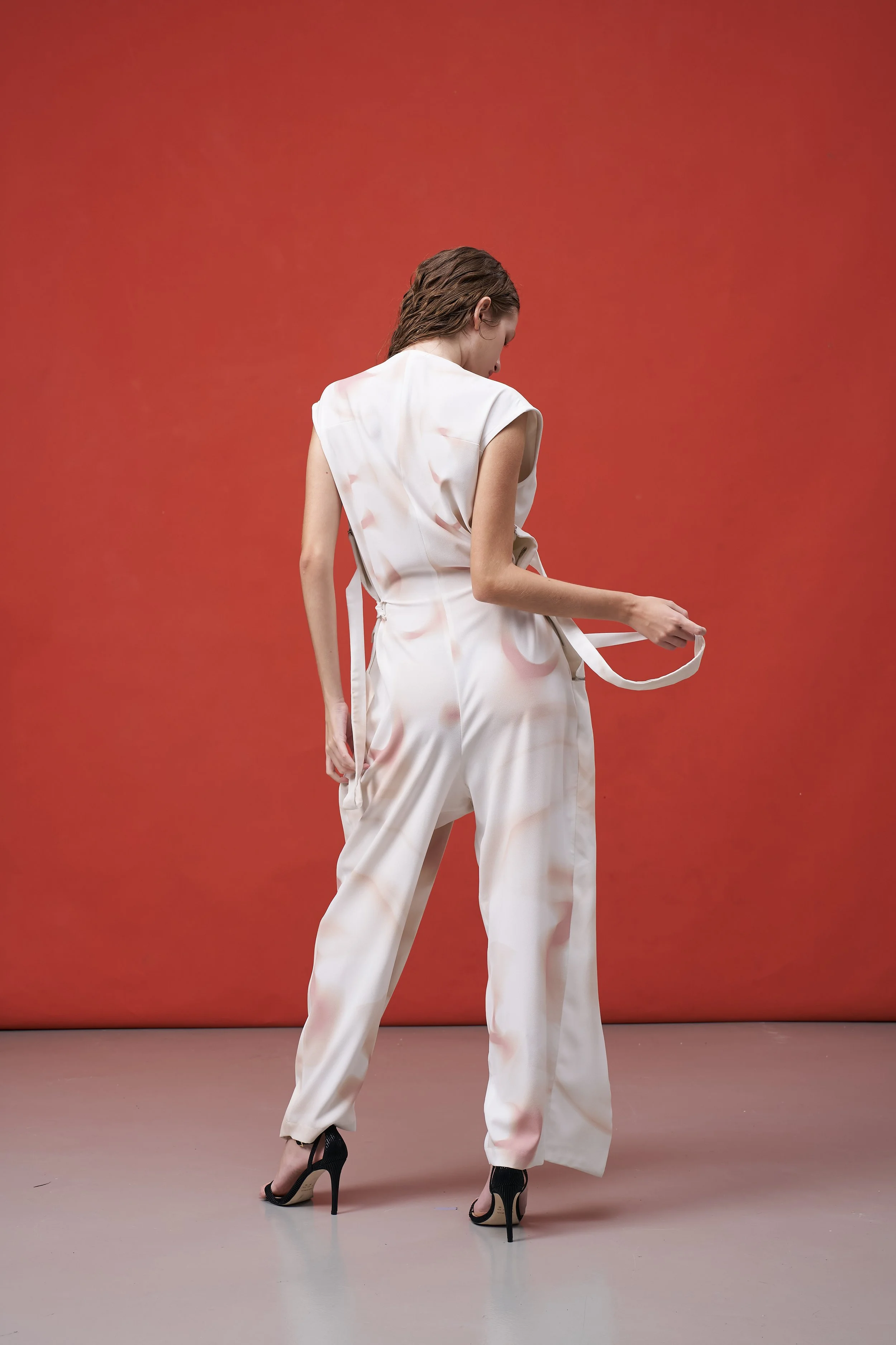 INF MRI Rendered White Print Transformable Faux Two-Piece Jumpsuit